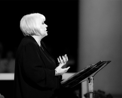 Моя душа - мгновений след...